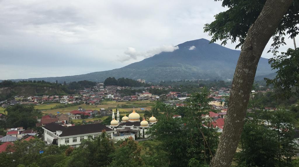 Astani Family Home Bukittinggi Kültér fotó